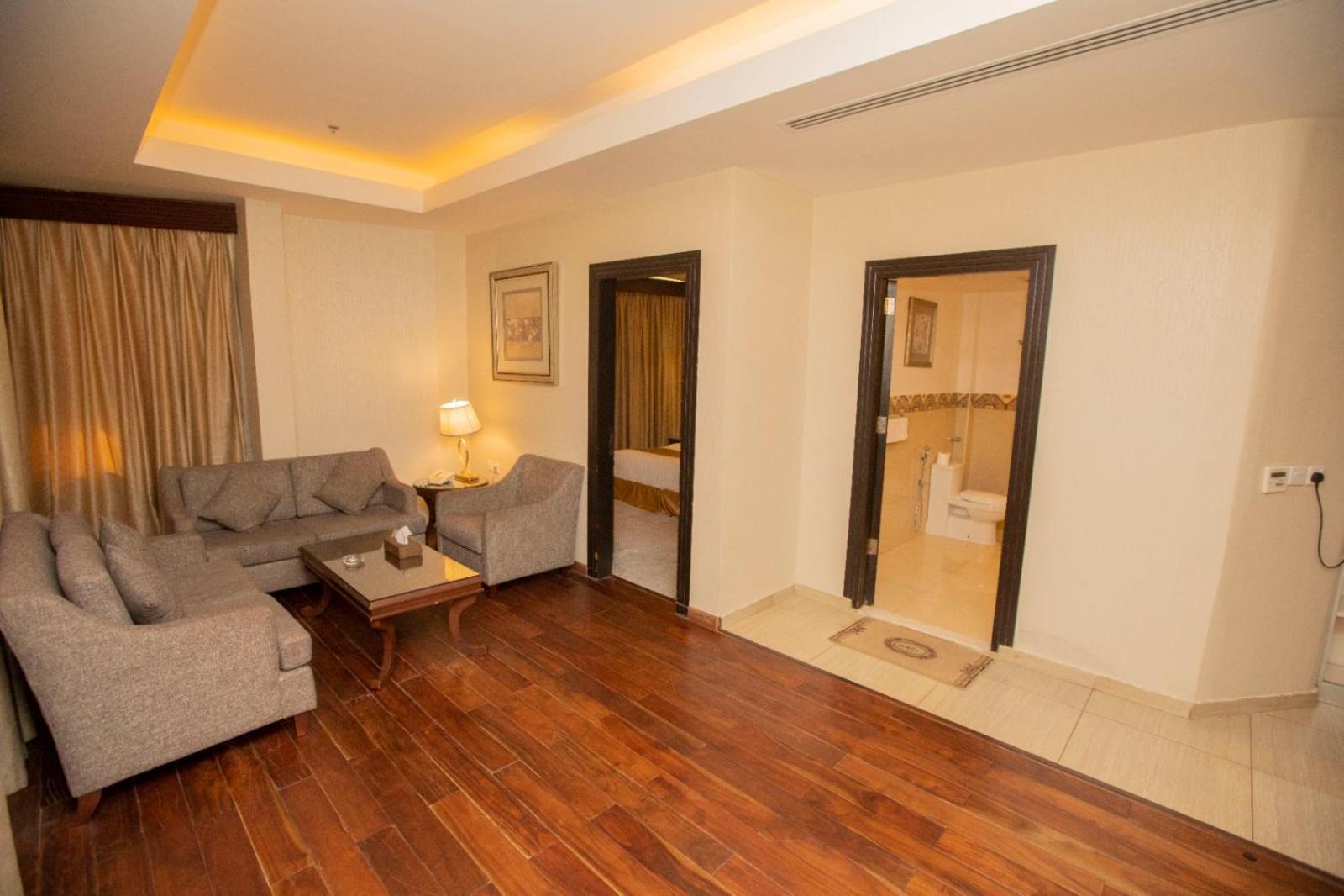 Sanam Hotel Suites - Эр-Рияд Экстерьер фото